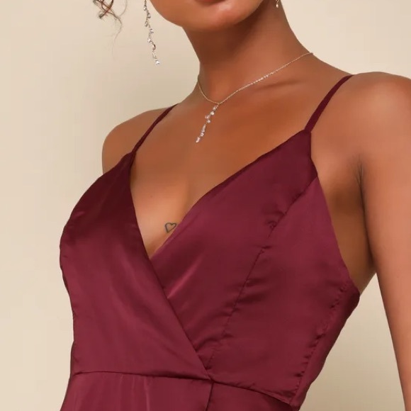 Lulu’s Ode To Love Faux Wrap Sleeveless Satin Maxi Dress Full Skirt Burgundy M - Picture 4 of 12